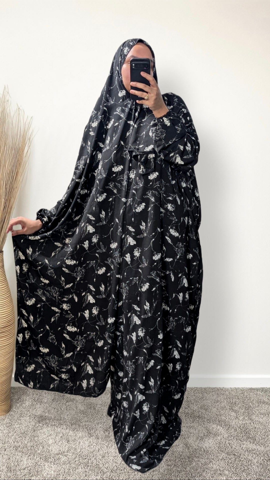 Modest Prayer Abaya With Hijab | Black White Floral Ookti Modest Prayer Abaya With Hijab | Black White Floral Ookti