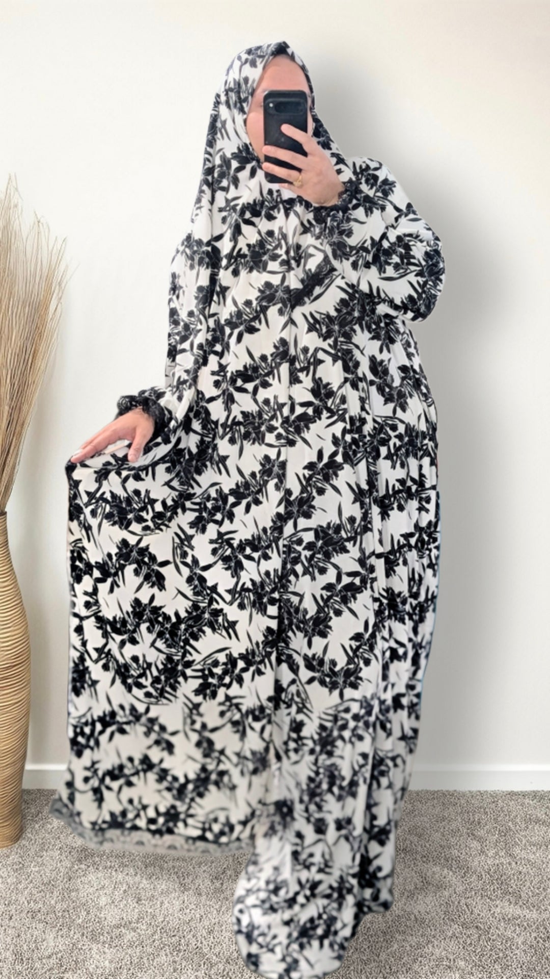 Modest Prayer Abaya With Hijab | Black Lilies