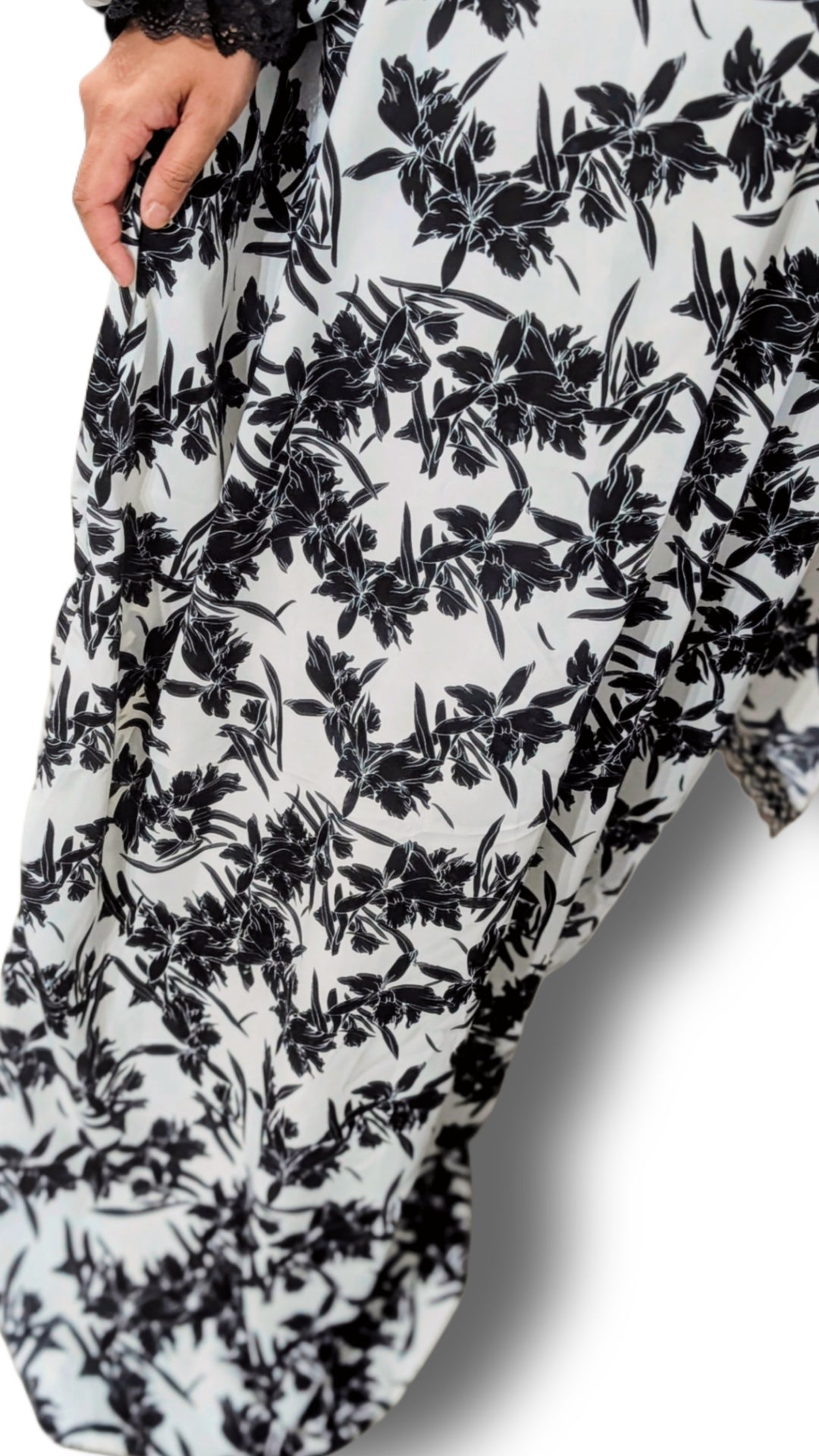 Modest Prayer Abaya With Hijab | Black Lilies