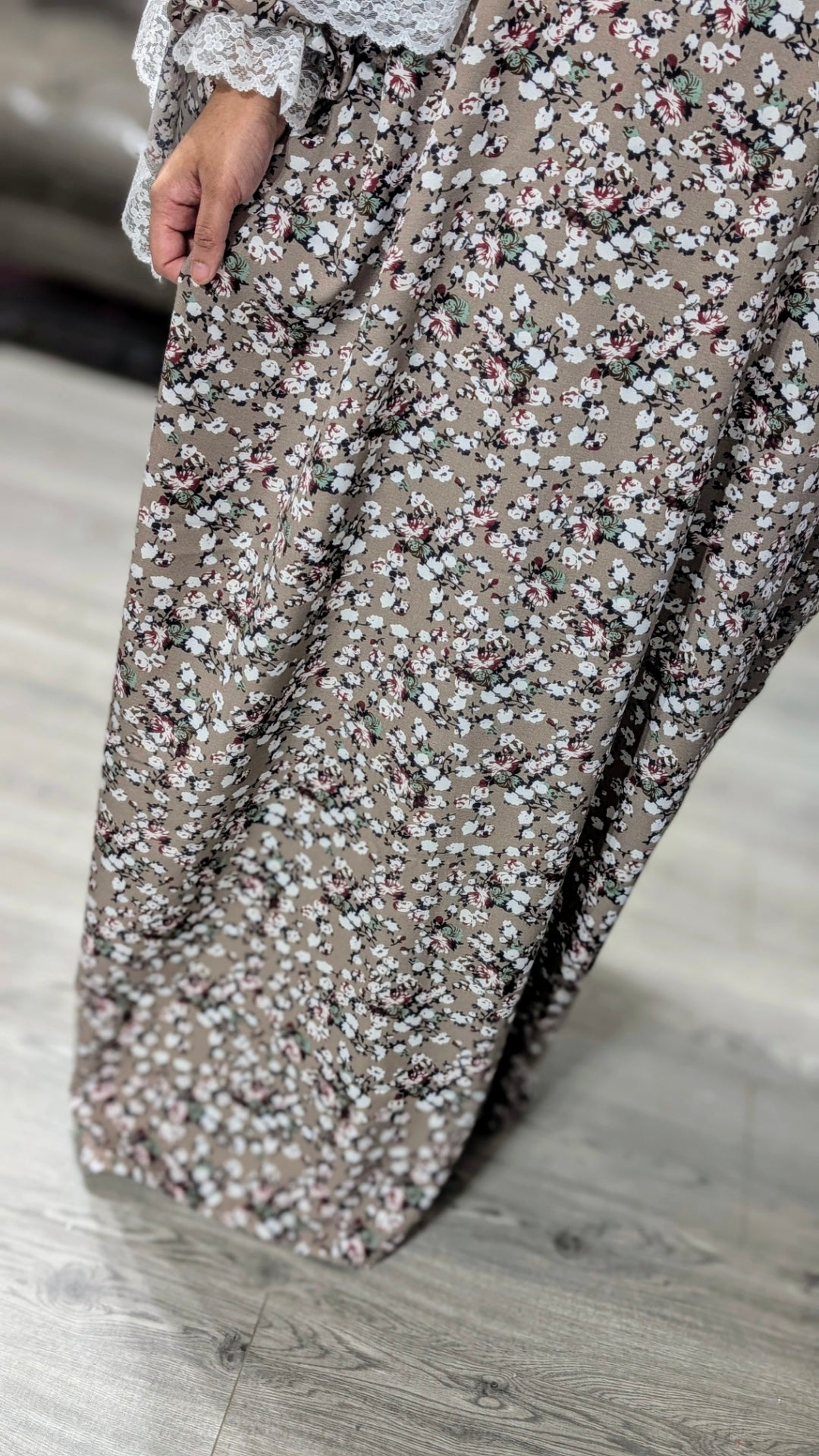 Modest Prayer Abaya With Hijab | Floral Mocha