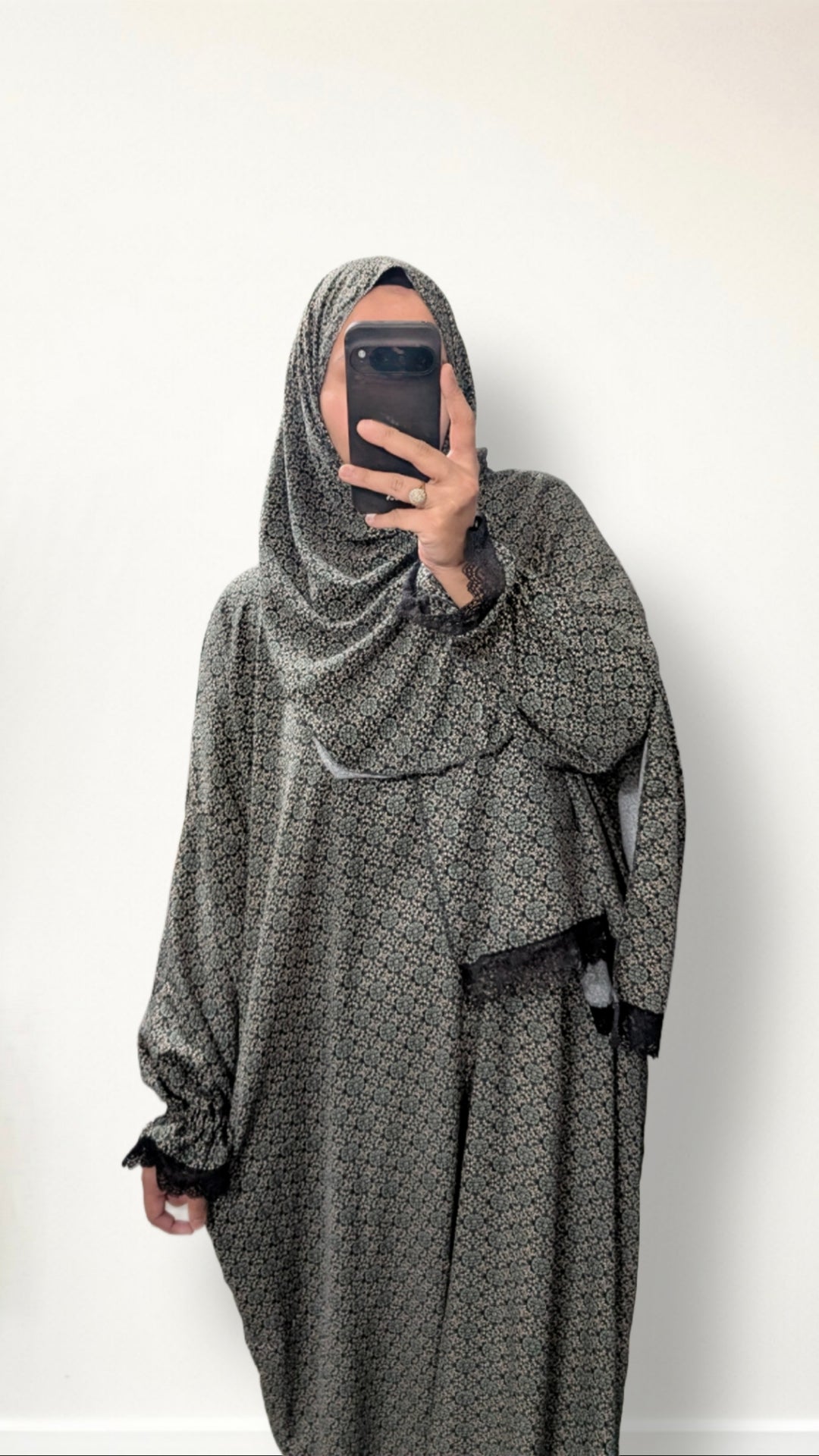 Modest Prayer Abaya With Hijab | Pattern Green