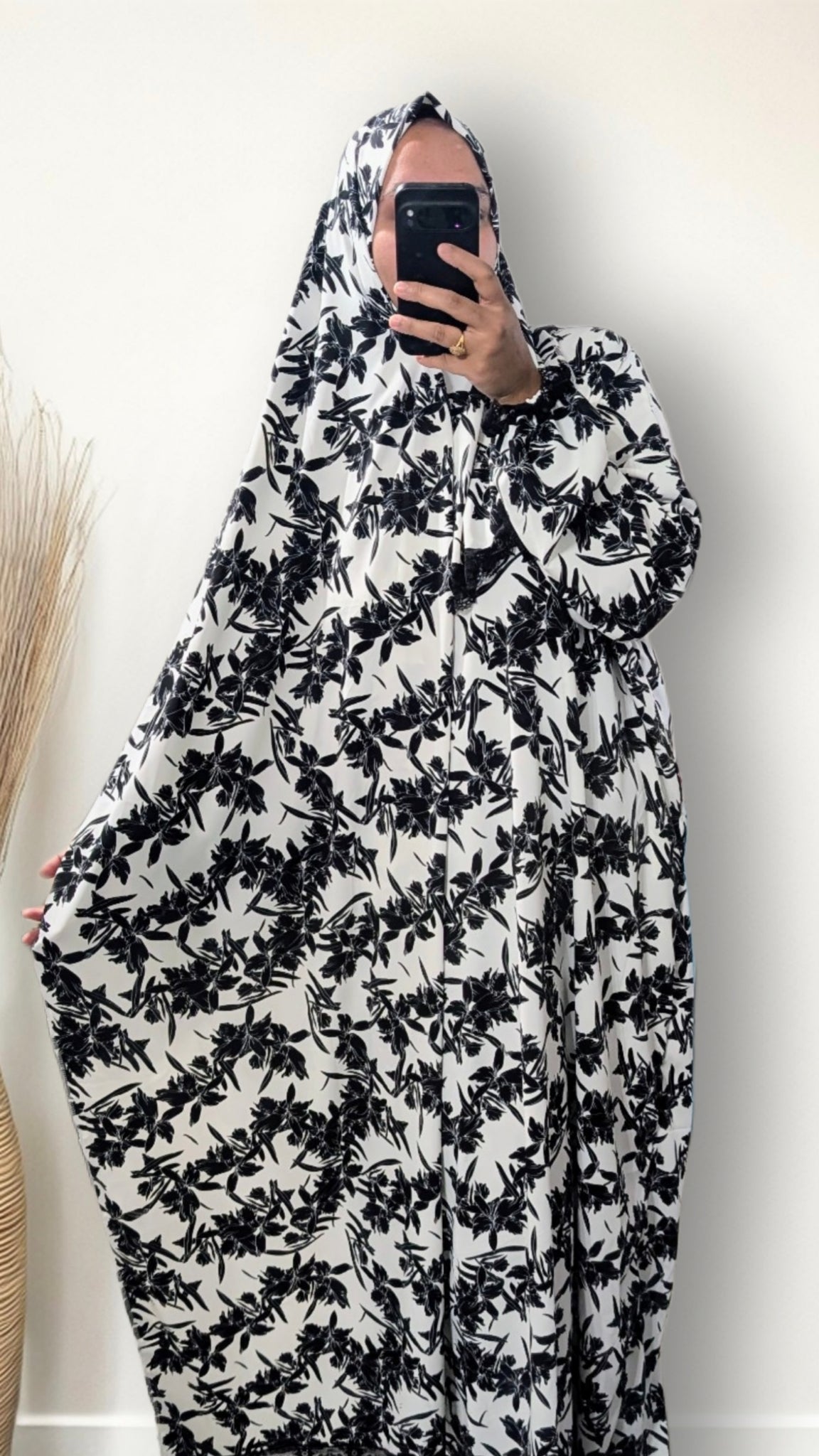 Modest Prayer Abaya With Hijab | Black Lilies