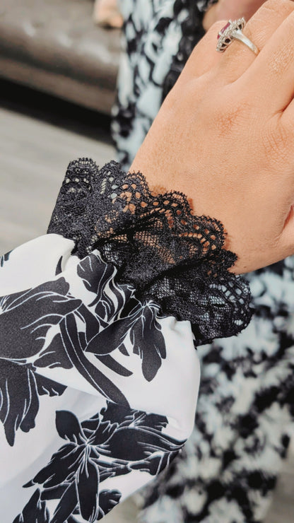 Modest Prayer Abaya With Hijab | Black Lilies