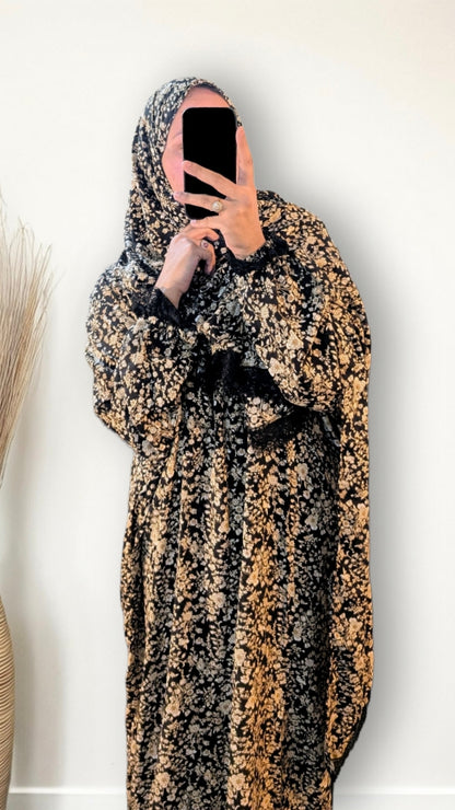 Abaya de prière modeste avec hijab | Noir fleuri vintage