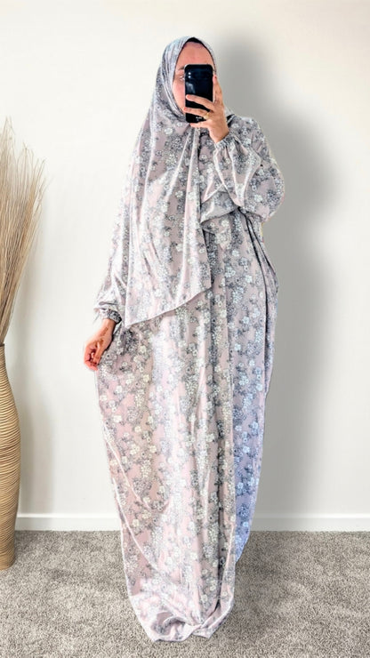Abaya de prière modeste avec hijab | Imprimé floral mauve poudré