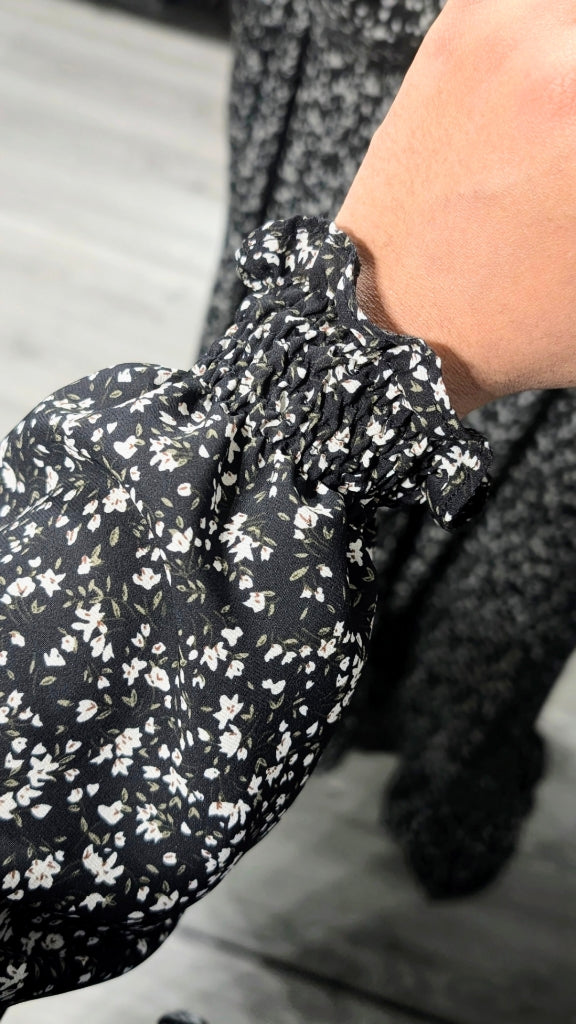 Abaya de prière modeste avec hijab | Midnight Blossom