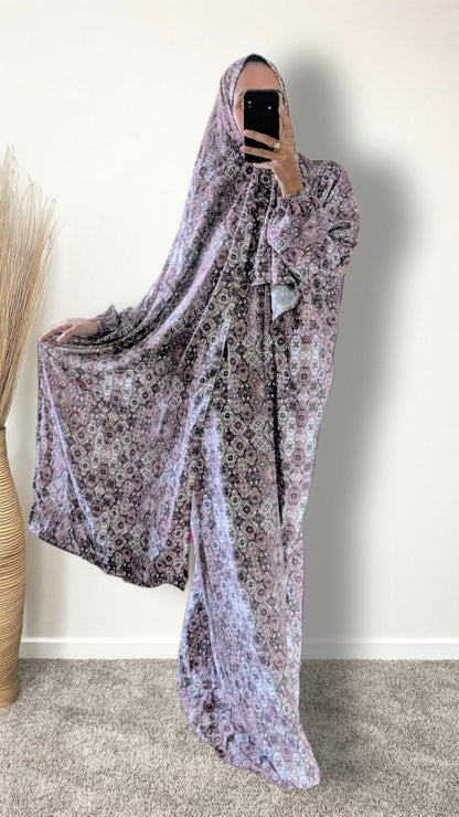 Modest Prayer Abaya With Hijab | Pink Mosaic