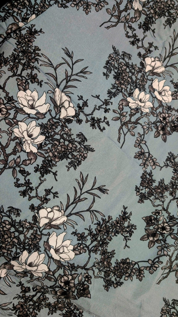 Abaya de prière modeste avec hijab | Bleu pâle fleuri